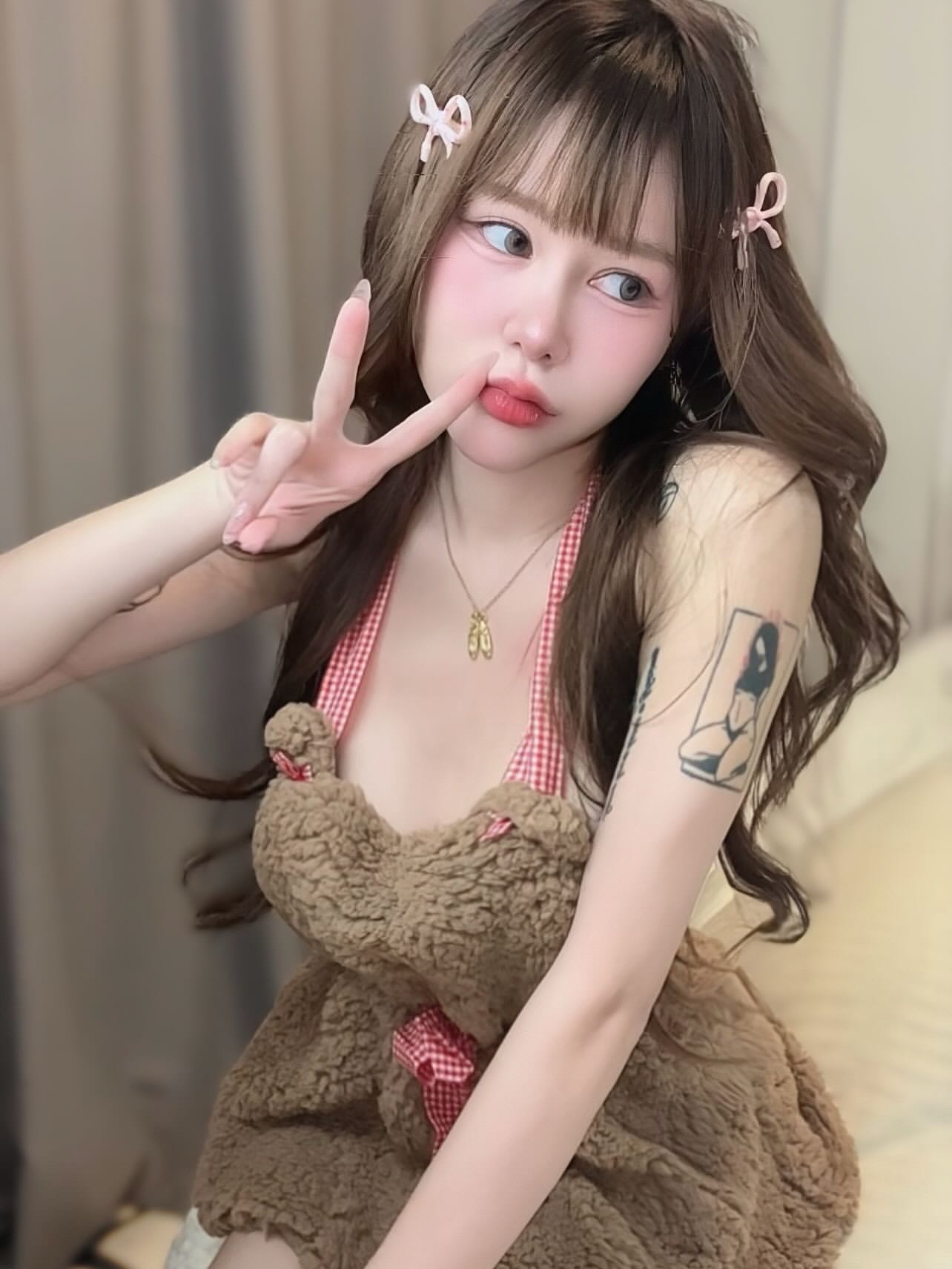 ลูกพีช OnlyFans ดาวโอนลี่แฟนไทย